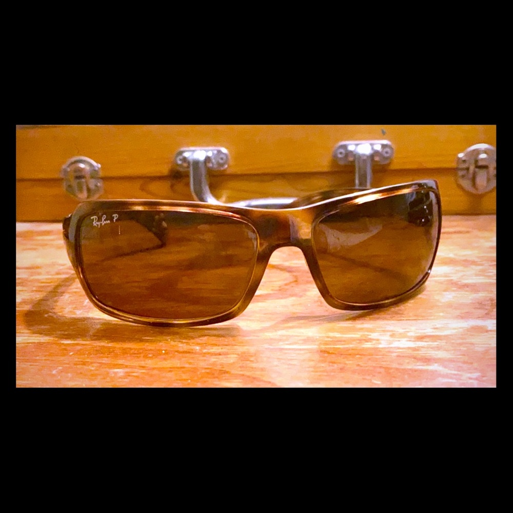 Ray Ban RB4075 642/57 Pol. Men's Sunglasses/VIN303